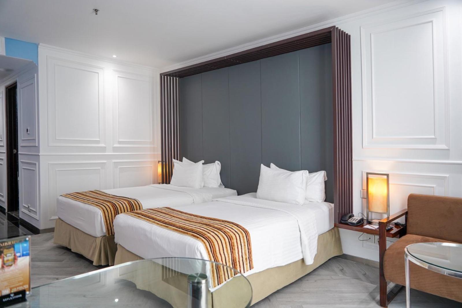 Cambridge Hotel Medan Eksteriør billede