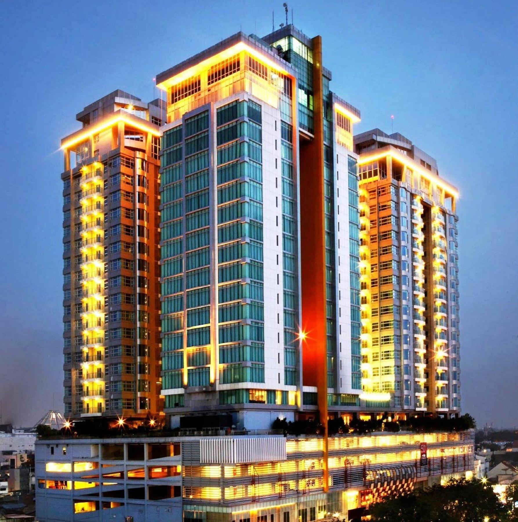 Cambridge Hotel Medan Eksteriør billede